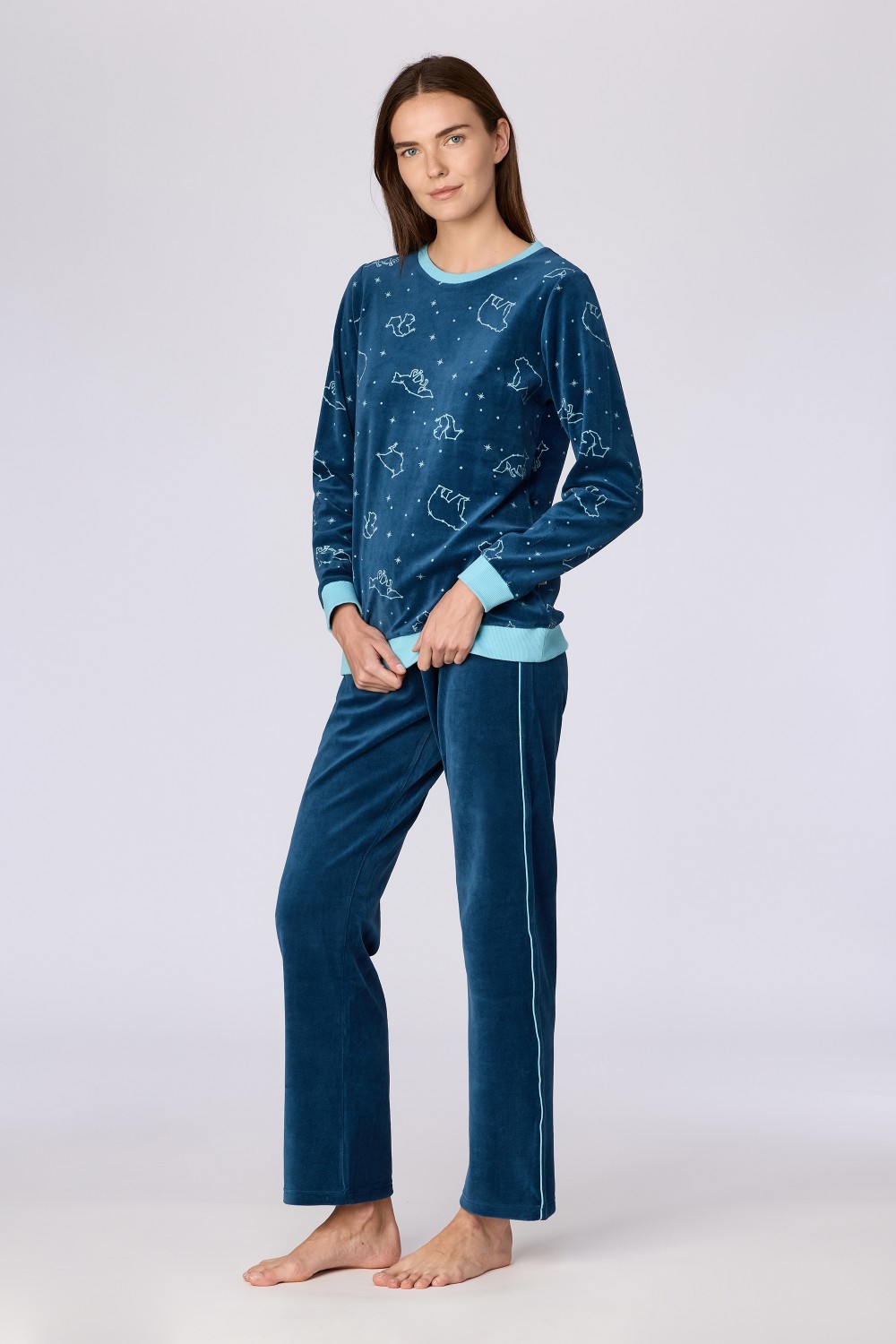 Blauwe pyjama van velours