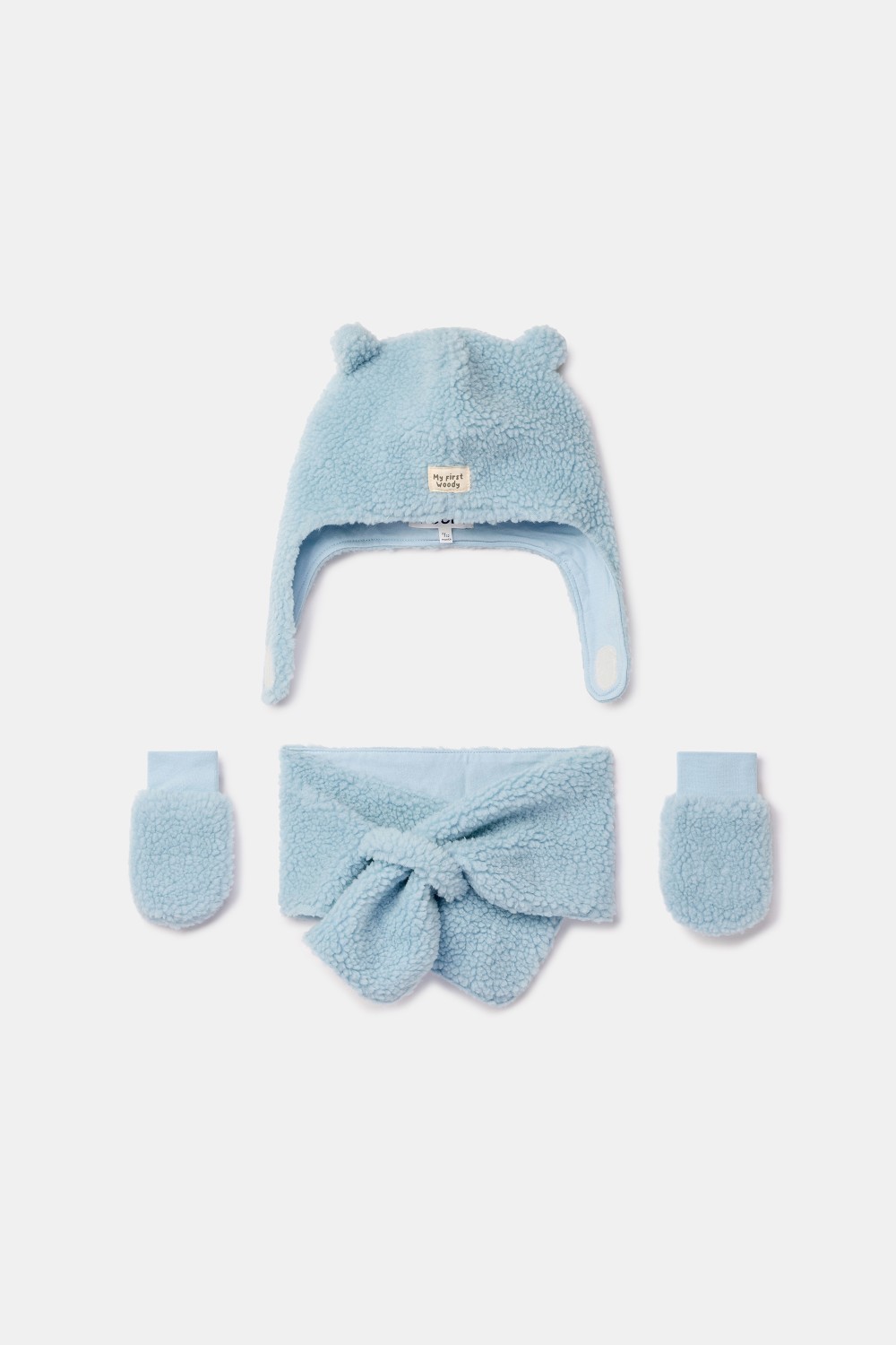 Blauwe set van muts, sjaal en wantjes van zachte teddystof