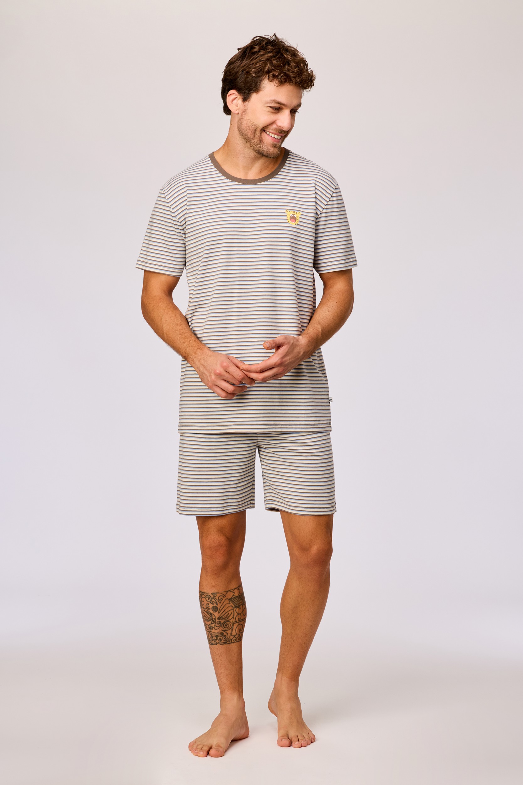 Bruin gestreepte pyjama van soepel katoen