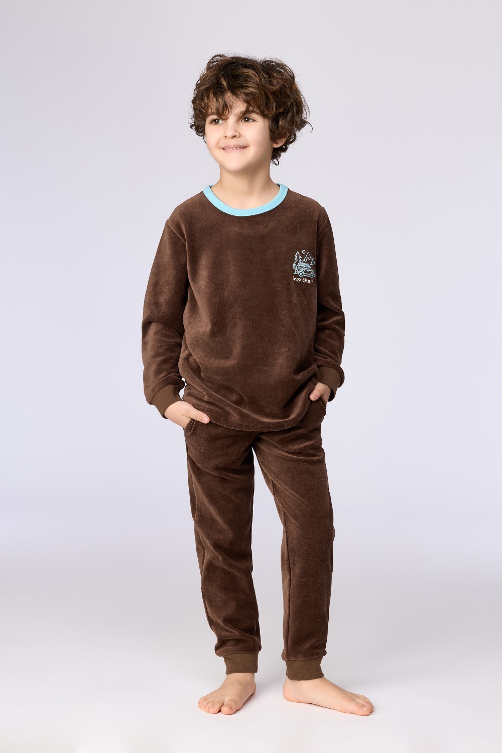 Bruine pyjama van velours