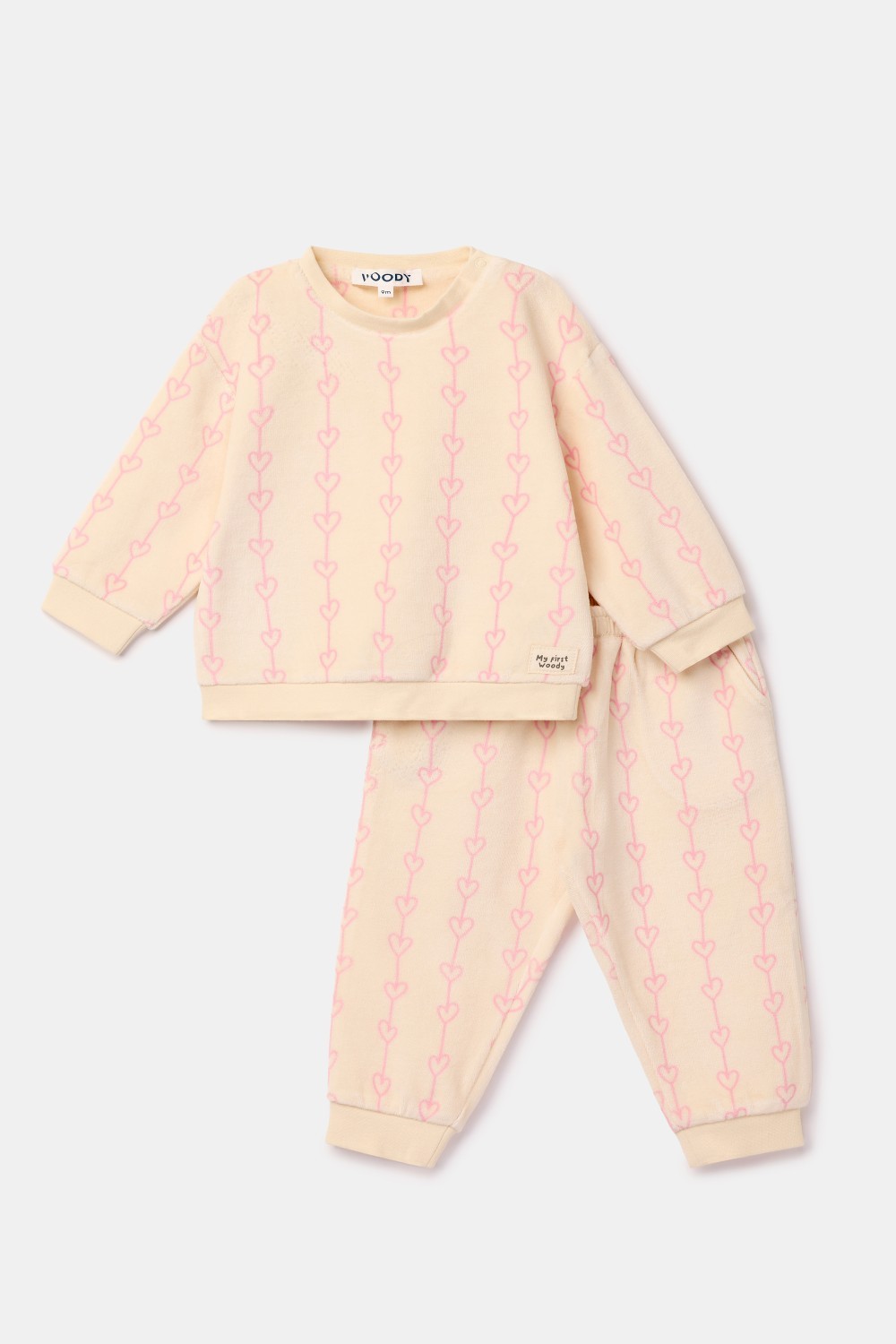 Ecru hartjes pyjama van velours