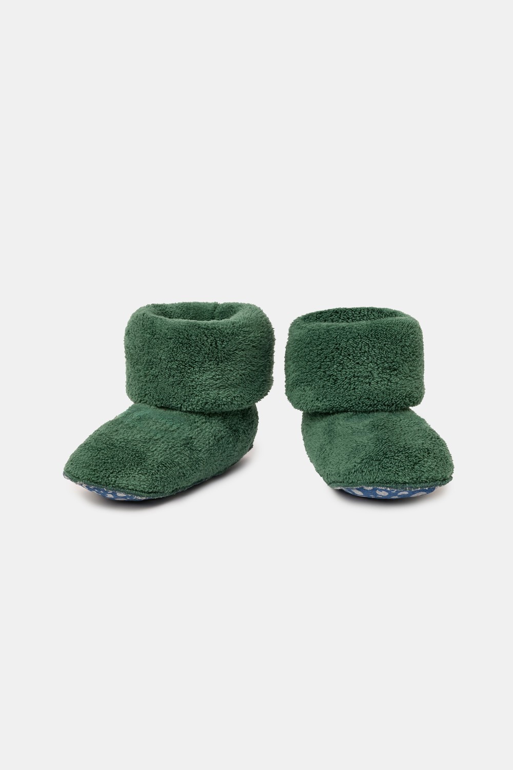 Groene pantoffels van zachte teddystof