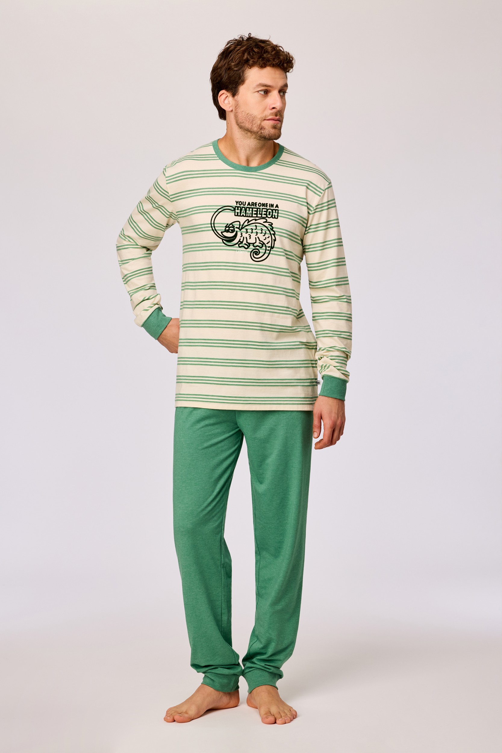 Groene pyjama van soepel katoen