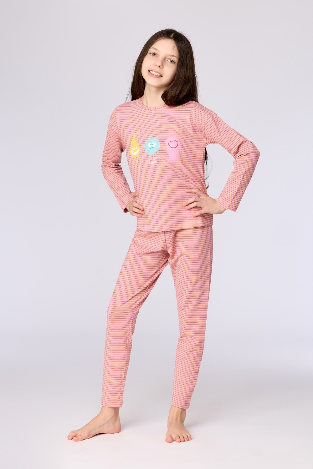 Oranje-roze gestreepte pyjama van katoen